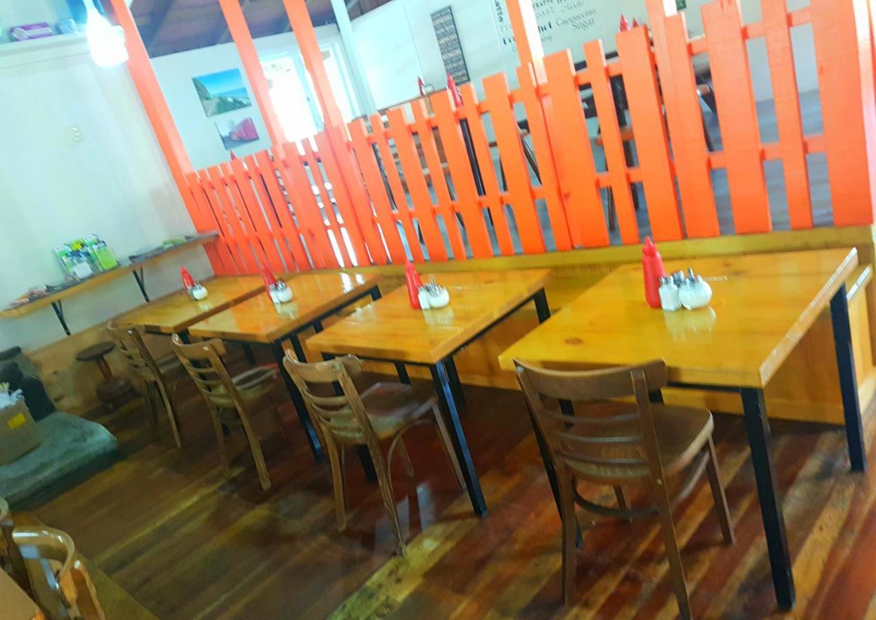 Flat Hills Tourist Park Hotel Ruahine ภายนอก รูปภาพ