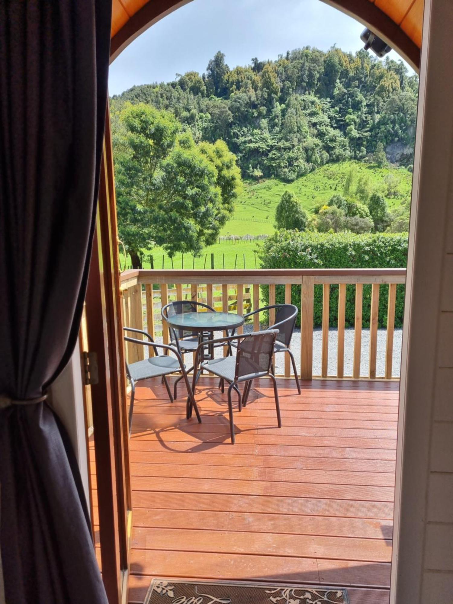 Flat Hills Tourist Park Hotel Ruahine ห้อง รูปภาพ
